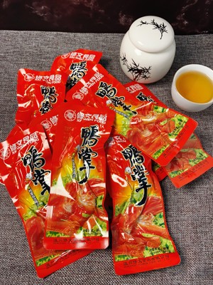 温州特产修文鸭掌熟食小包装休闲小吃鸭爪鸭脚零食夜宵卤味下酒菜