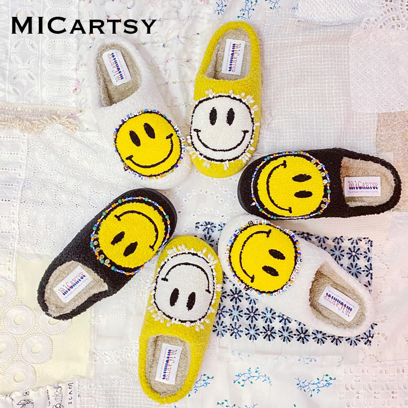 MICartsy 王紫珊配饰车to go系列新款釘珠笑臉毛絨拖鞋女个性小众