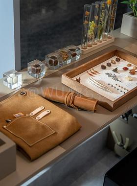 WU.物兮物样板间本书工房桌装饰品手干花标面树脂摆件围裙