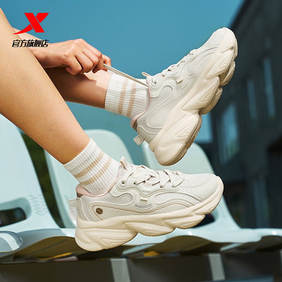 特步女鞋蛋卷鞋休闲老爹鞋