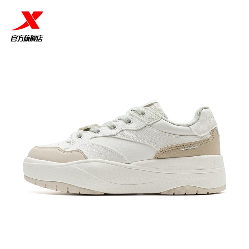 特步板鞋女千层鞋2025春季新款厚底增高休闲运动女鞋975118310017