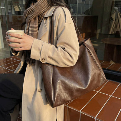 单肩包女款2025新款高级感手提包包小众轻奢腋下大容量通勤托特包