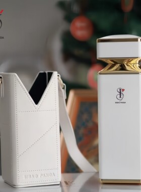 思宝PANDA保温杯套PU皮革水杯套子随身便携杯套高质量