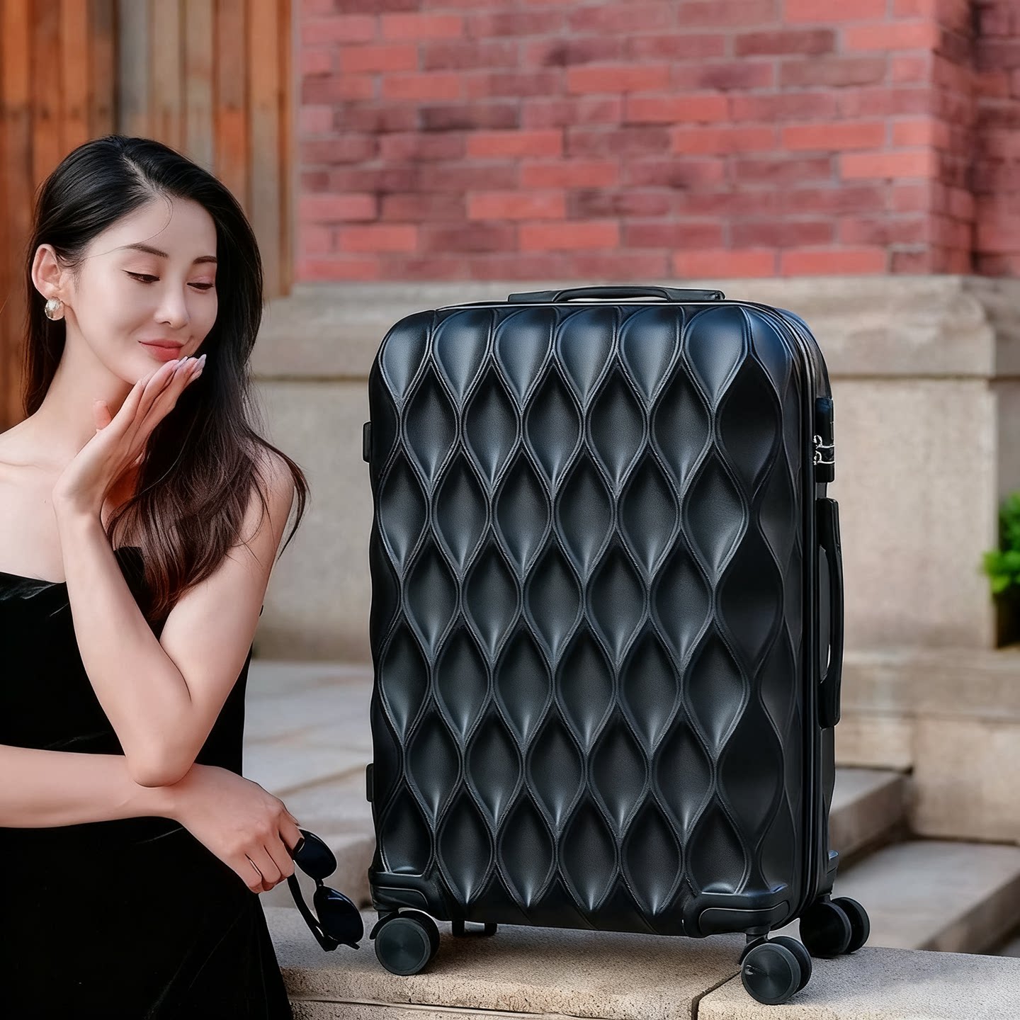 行界旅人ABS+PC材质万向轮男女通用拉杆箱26寸大容量出行旅行箱