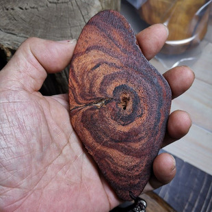 缅甸奇楠降真香沉香系列产品 边角料熏香粉碎料原木 线香纯露精油