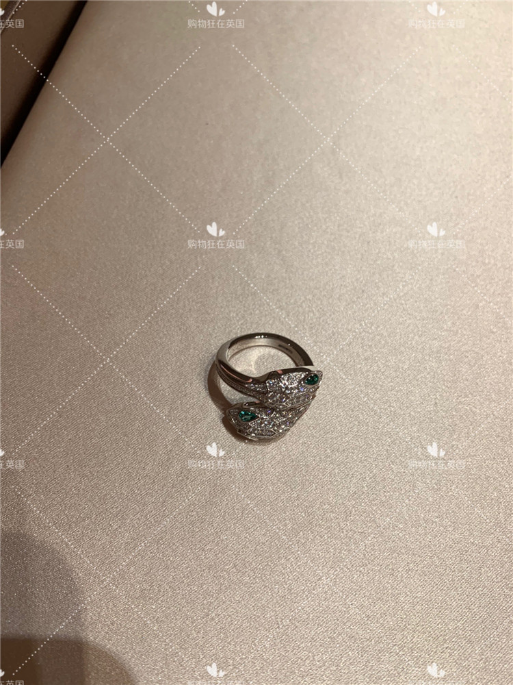 Bvlgari宝格丽Serpenti Seduttori18K白金蛇头钻石开口戒指358081