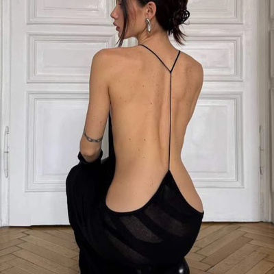 性感辣妹修身包臀露背连衣裙女