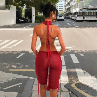 欧冬超模秀场车展夜店度假拍摄新挂脖性感露背毛织复古红连体裤