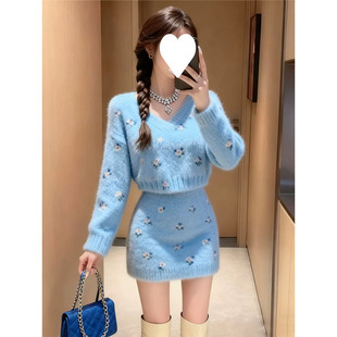 2026早春新款软奶系V领针织套装女小个子高级感毛衣半身裙两件套