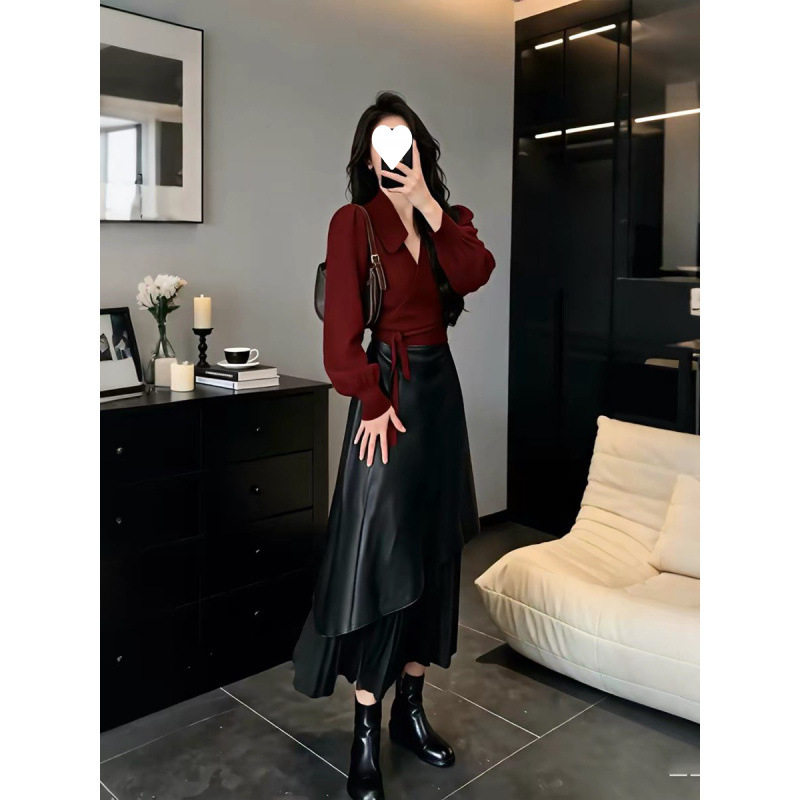 巨好看冬装一整套裙红色V领灯笼袖连衣裙女不规则设计感长裙套装