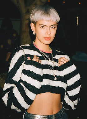 2022秋冬新款ins复古黑白条纹性感超短款宽松套头慵懒风针织毛衫