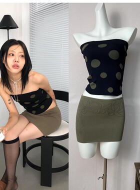 辣妹复古针织抹胸圆点提花上衣2025夏季新款低腰镂空mini短裙套装
