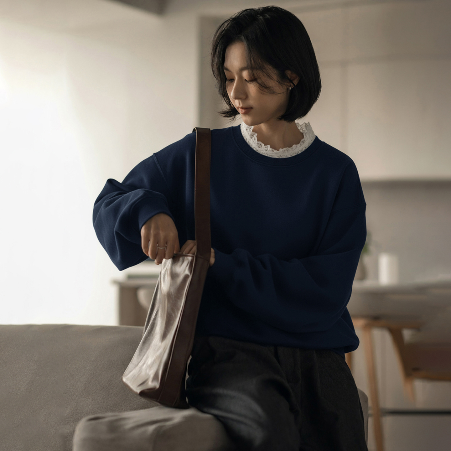 无谓韩式文艺2025秋冬新款女装宽松显瘦撞色花边领气质卫衣女上衣