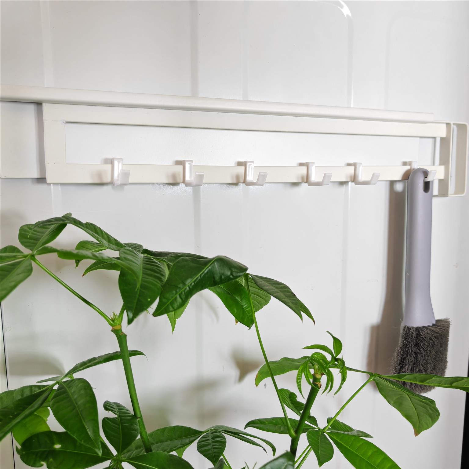 门后可伸缩缝隙挂钩免打孔橱柜置物架冰箱侧抽拉磁吸夹缝收纳架窄