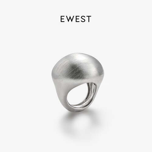 EWEST 新款器物陶罐拉丝戒指女简约设计尾戒高级感小指中指食指戒