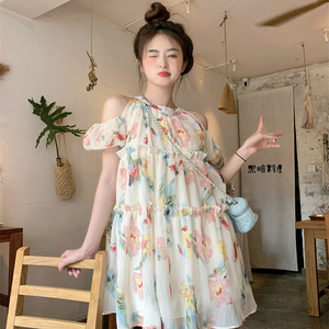大码胖妹妹mm宽松夏季木耳边露肩拼接碎花挂脖后背系带连衣裙女潮