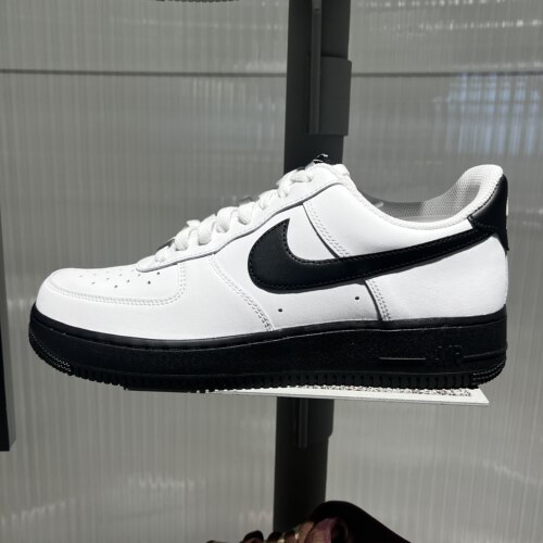 NIKE耐克男子AIR FORCE 1 '07经典板鞋运动休闲鞋FJ4146-129