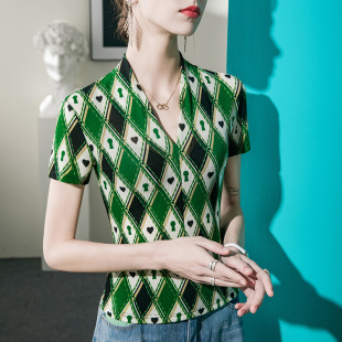 新款 2025秋季 拼色洋气小衫 夏装 格子印花V领T恤女短袖 上衣女装 修身