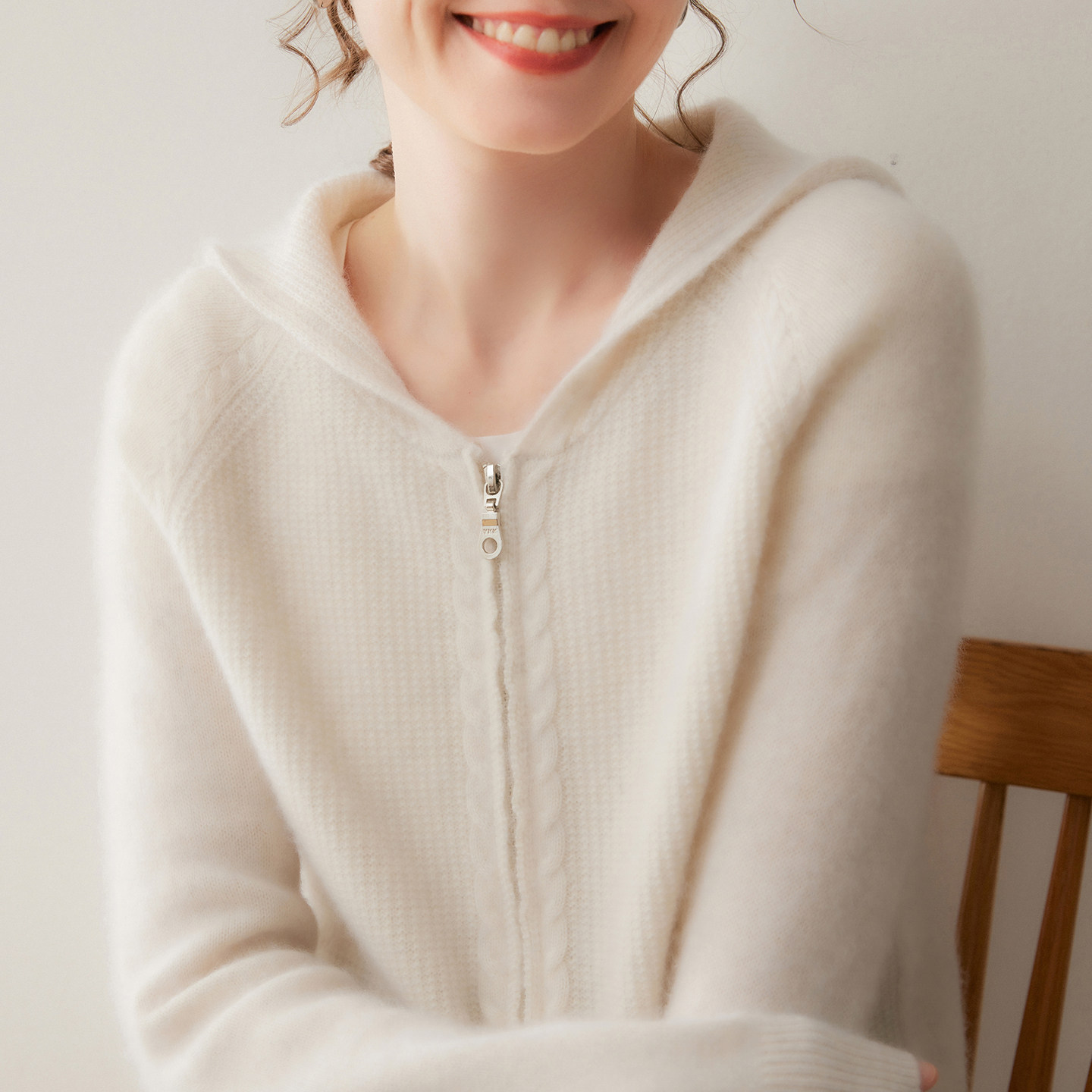 气质小姐姐~连帽纯羊绒开衫 女装羊绒毛衣外套 拉链针织开衫秋冬