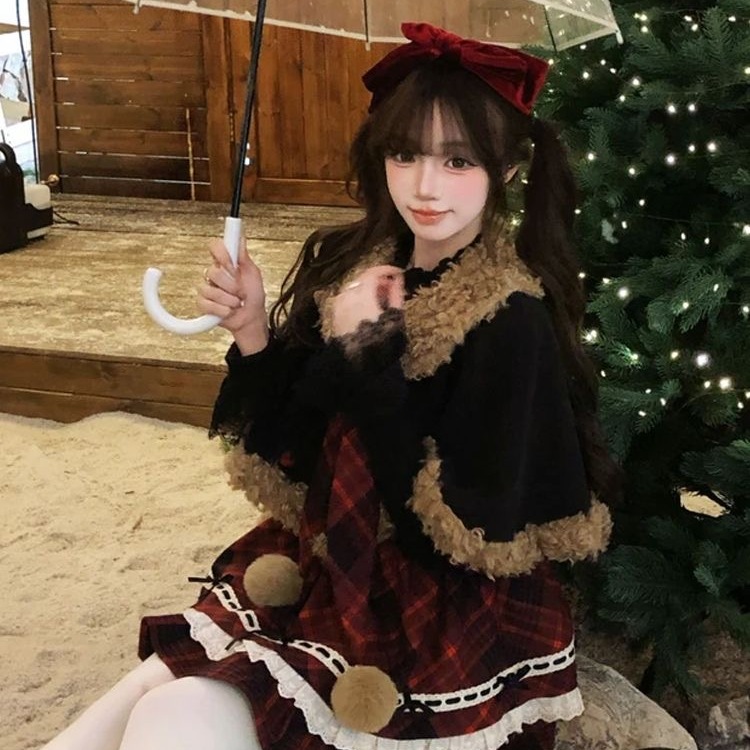 圣诞初雪冬季新款圣诞新年战袍设计感斗篷公主连衣裙甜美风套装潮