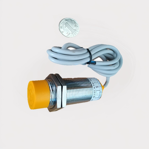 E2B-M30LN30-WZ-C1磁性电感式接近开关传感器E2B-M30KS10-WZ-B1头