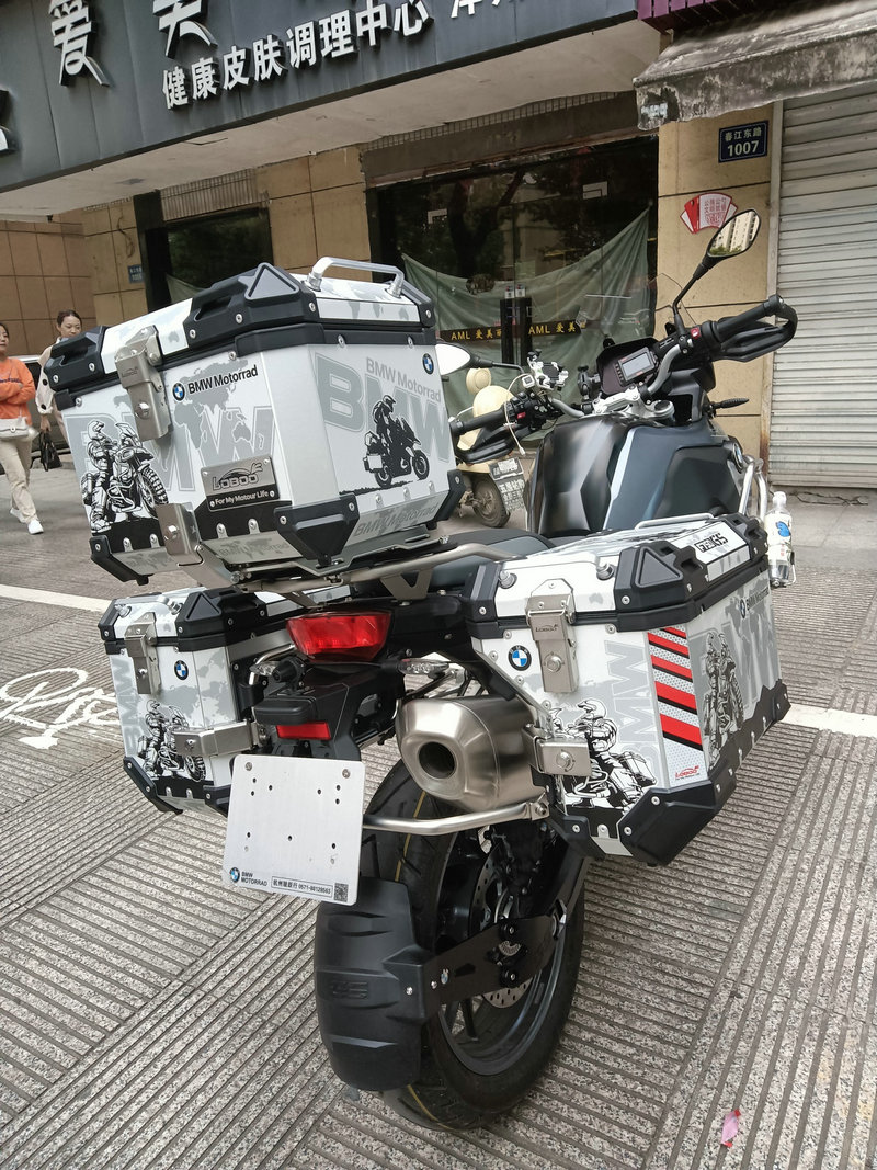 宝马750gs850gs原厂萝卜三箱贴纸