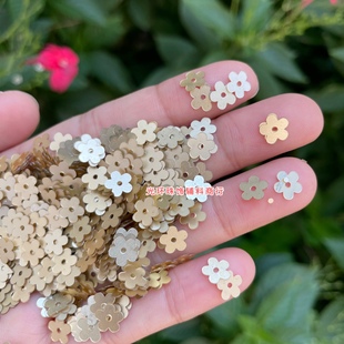 3mm-7mm哑光浅金色五瓣梅花亮片中孔花形珠片DIY材料手工饰品花朵