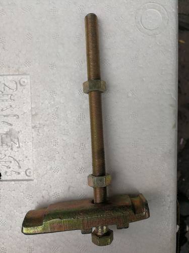 江淮瑞风商务车扭力杆螺丝