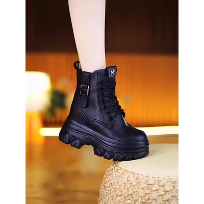 品牌撤柜女鞋增高马丁靴