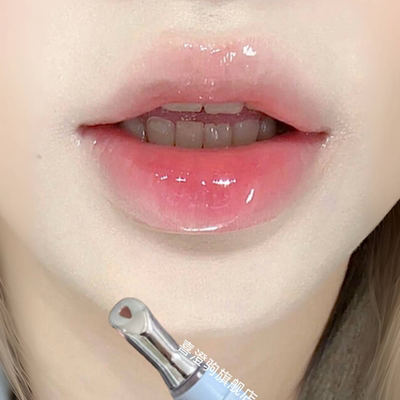 Cappuvini镜面水光精华唇蜜