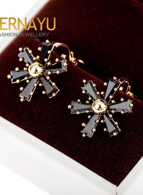 冷淡风上班族简约复古黑色无耳洞耳夹女日常好搭不压耳无痛防过敏