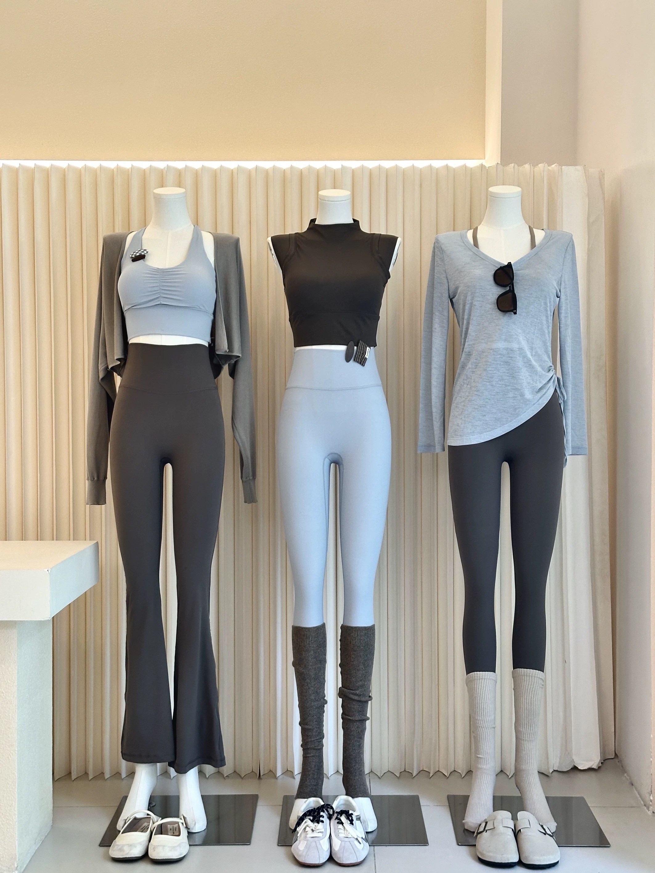 卡其色系显瘦运动套装女天丝裸感透气吸汗瑜伽服健身服普拉提跑步