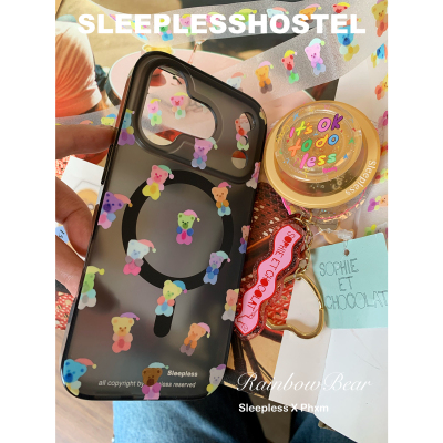 彩虹小熊透黑磨砂磁吸苹果手机壳