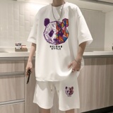 白色