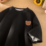 黑色