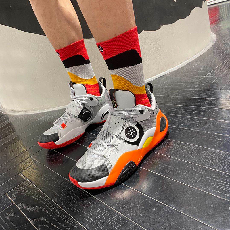 李宁男防滑低帮减震运动鞋