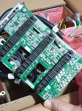 PDB-PT748-6824/8824转换板NF8560M2 服务器电源背板 2+1冗余