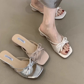 女夏季 外穿2025新款 法式 温柔风凉拖鞋 气质优雅粗跟一字拖鱼嘴凉鞋