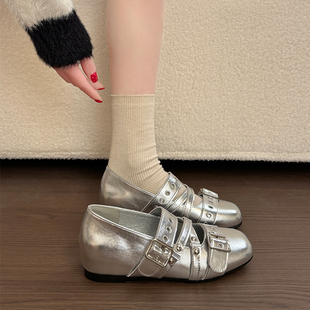 法式银色玛丽珍鞋女2026春季新款内增高芭蕾一字扣单鞋方头小皮鞋