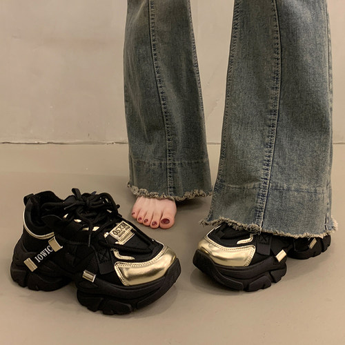 欧洲站超火厚底显脚小港风老爹鞋