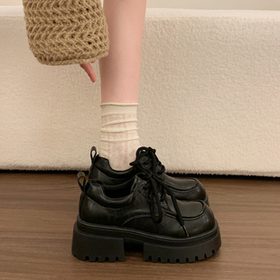 英伦风厚底系带乐福鞋女2026新款加绒黑色复古增高粗跟小皮鞋百搭
