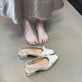 方头蝴蝶结粗跟包头凉鞋 女2025夏季 新款 法式 浅口配裙子后空单鞋 子