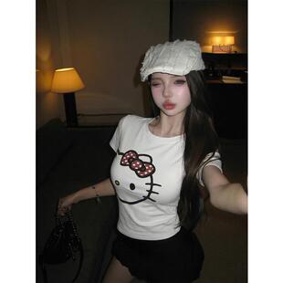 黑色草莓kitty猫印花短袖正肩T恤女夏季圆领白色修身辣妹短款上衣