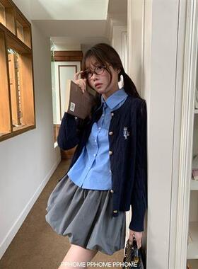 PPHOME自制~赵露思同款 可爱小熊麻花毛衣开衫+蓝色衬衫+花苞短裙