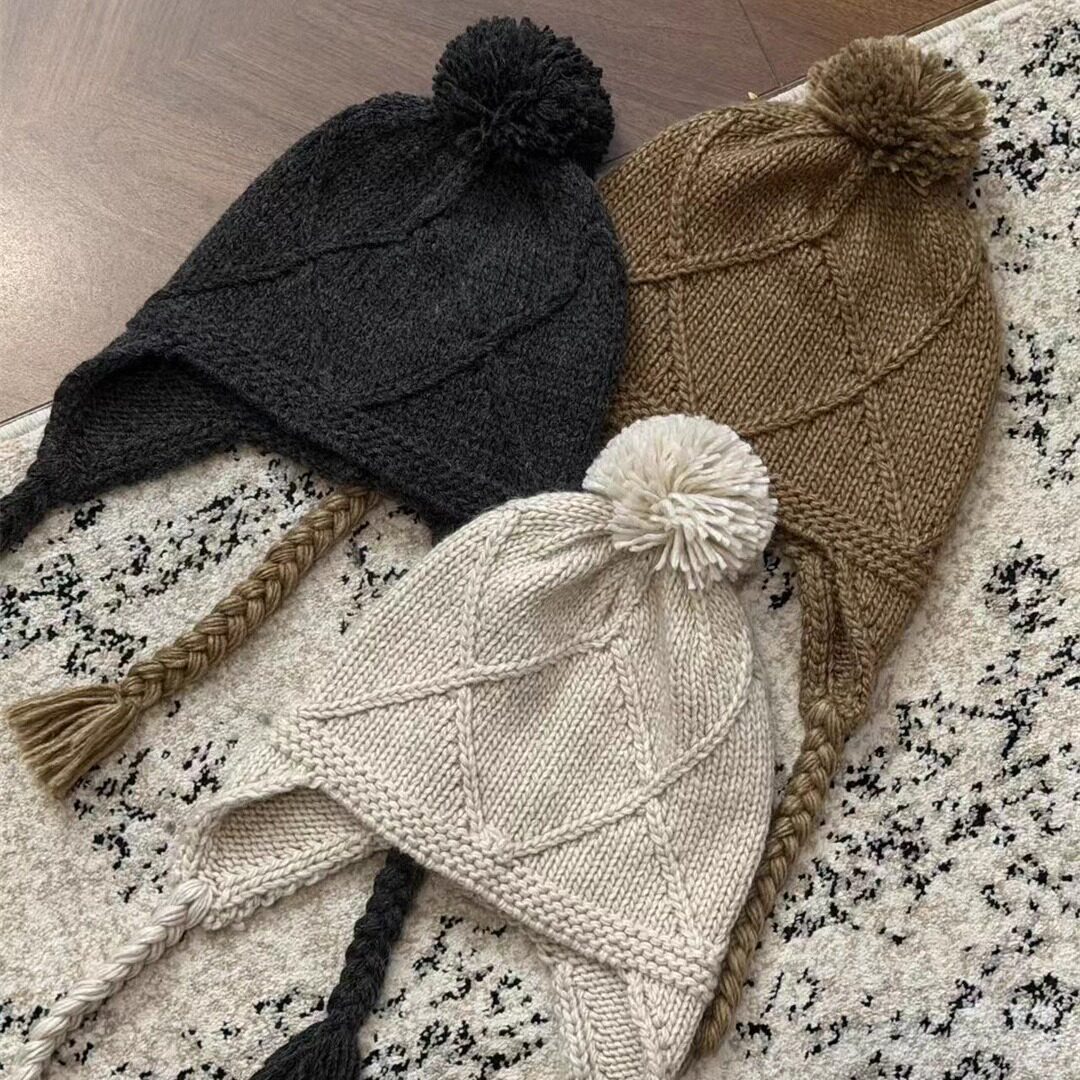 SHINE 韩国ins博主 复古针织 可爱大毛球护耳保暖 三色针织毛线帽,服饰配件/皮带/帽子/围巾,帽子,淘宝优惠券,粉丝福利购,淘宝优惠卷