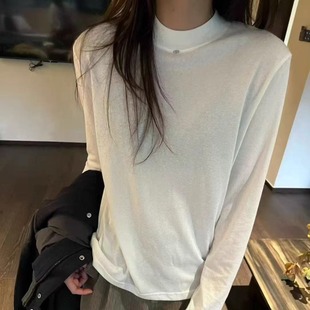 秋冬BI备单品 小白T长袖 人手一件 背后竖线 T恤 舒适好穿 SHINE