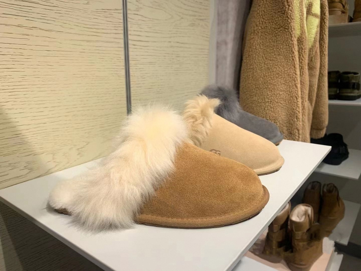 OOTD KMIT 秋冬新品女鞋羊皮毛一体拖鞋毛毛鞋居家室外包头雪地靴