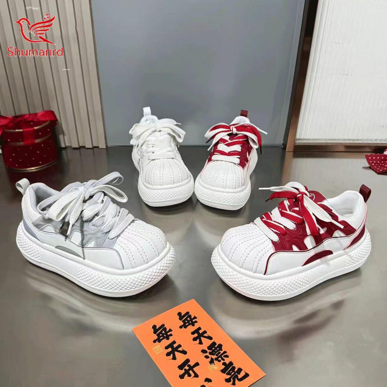 贝壳拼色大头面包鞋女2026秋季厚底增高松糕鞋系带小白鞋休闲板鞋