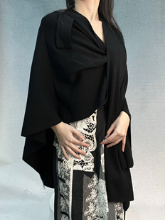 一片式自由披挂针织柔软早秋暗黑宽松外套居家无性别披肩