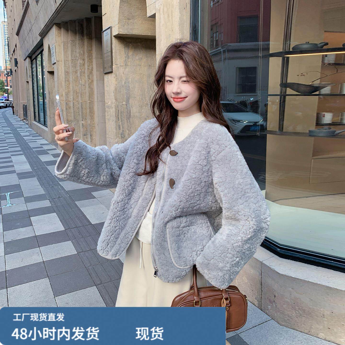 灰蓝色短款加厚皮毛一体外套2025新款女冬超火好看小香风毛毛上衣,运动/瑜伽/健身/球迷用品,广场舞套装,淘宝优惠券,粉丝福利购,淘宝优惠卷